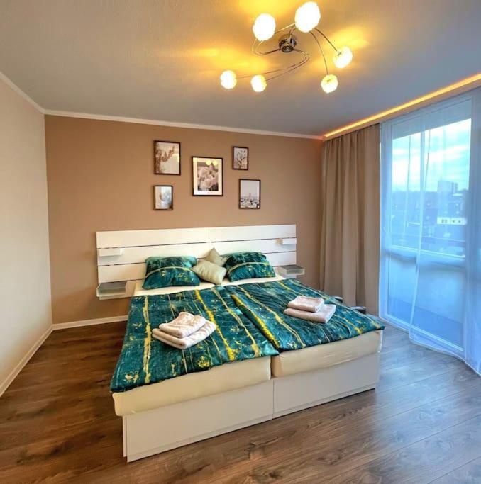Grosse 3-Zimmer Wohnung, Zentrale Lage. 鲁尔河畔米尔海姆 外观 照片