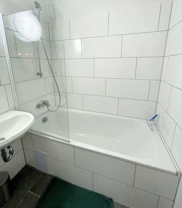 Grosse 3-Zimmer Wohnung, Zentrale Lage. 鲁尔河畔米尔海姆 外观 照片