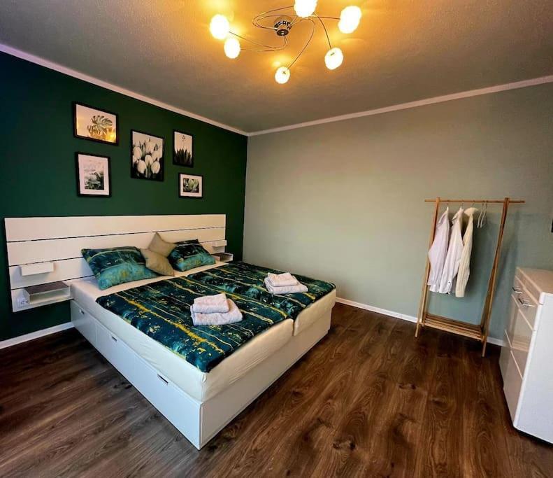 Grosse 3-Zimmer Wohnung, Zentrale Lage. 鲁尔河畔米尔海姆 外观 照片